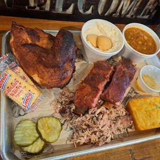 3 Meats & 2 Sides Combo